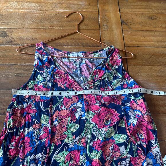 Gap sleeveless split neck floral print top size XS - Picture 5 of 5